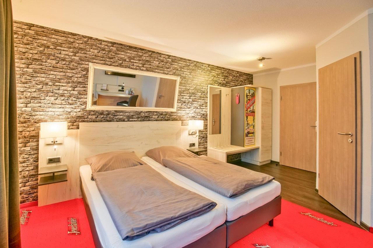 Hotel Im Schuetzenhof, יבר מראה חיצוני תמונה